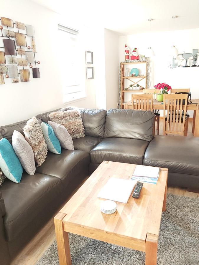 Inverness City Centre Apartment With Elevator And Google Chromecast Exterior foto